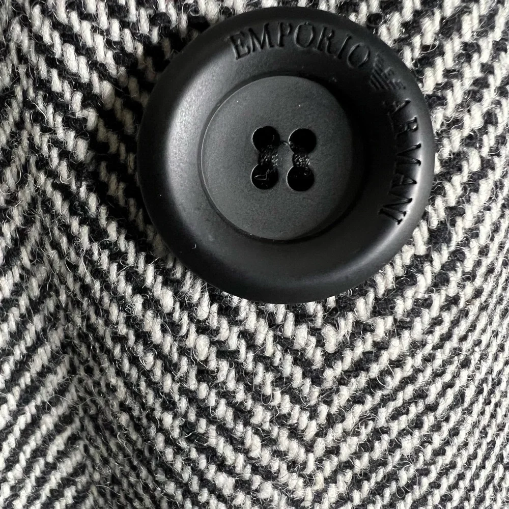 Authentic Emporio‎ Armani Herringbone Double-Breasted Long Belted Coat Size EU46 - Picture 9 of 15